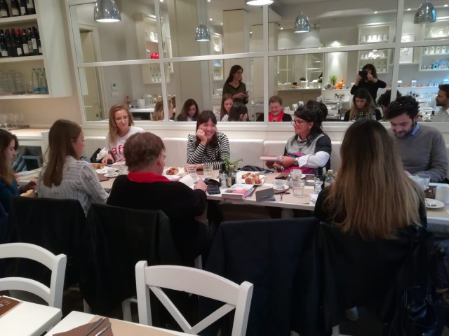 A colazione da… Tiffany! Con Alessia Gazzola. (di Paola Varalli)