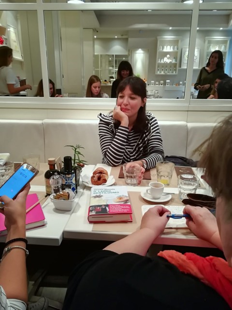 A colazione da… Tiffany! Con Alessia Gazzola. (di Paola Varalli)